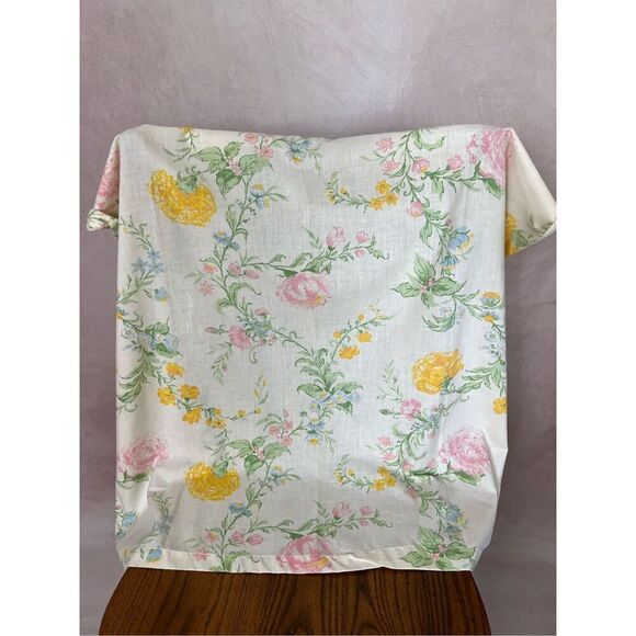 Vintage Curtains - Picture 5 of 7